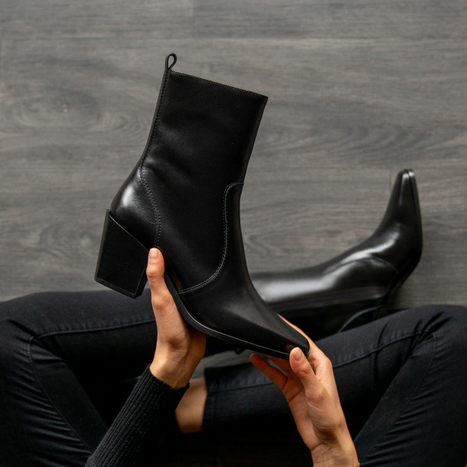 [S] Soho Zip | Black